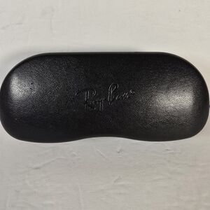 Ray-Ban Black Hard Clamshell Universal Eyeglass/Sunglass Case With CleaningCloth